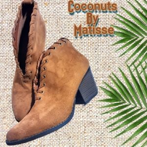 🆕️Coconuts By Matisse Booties